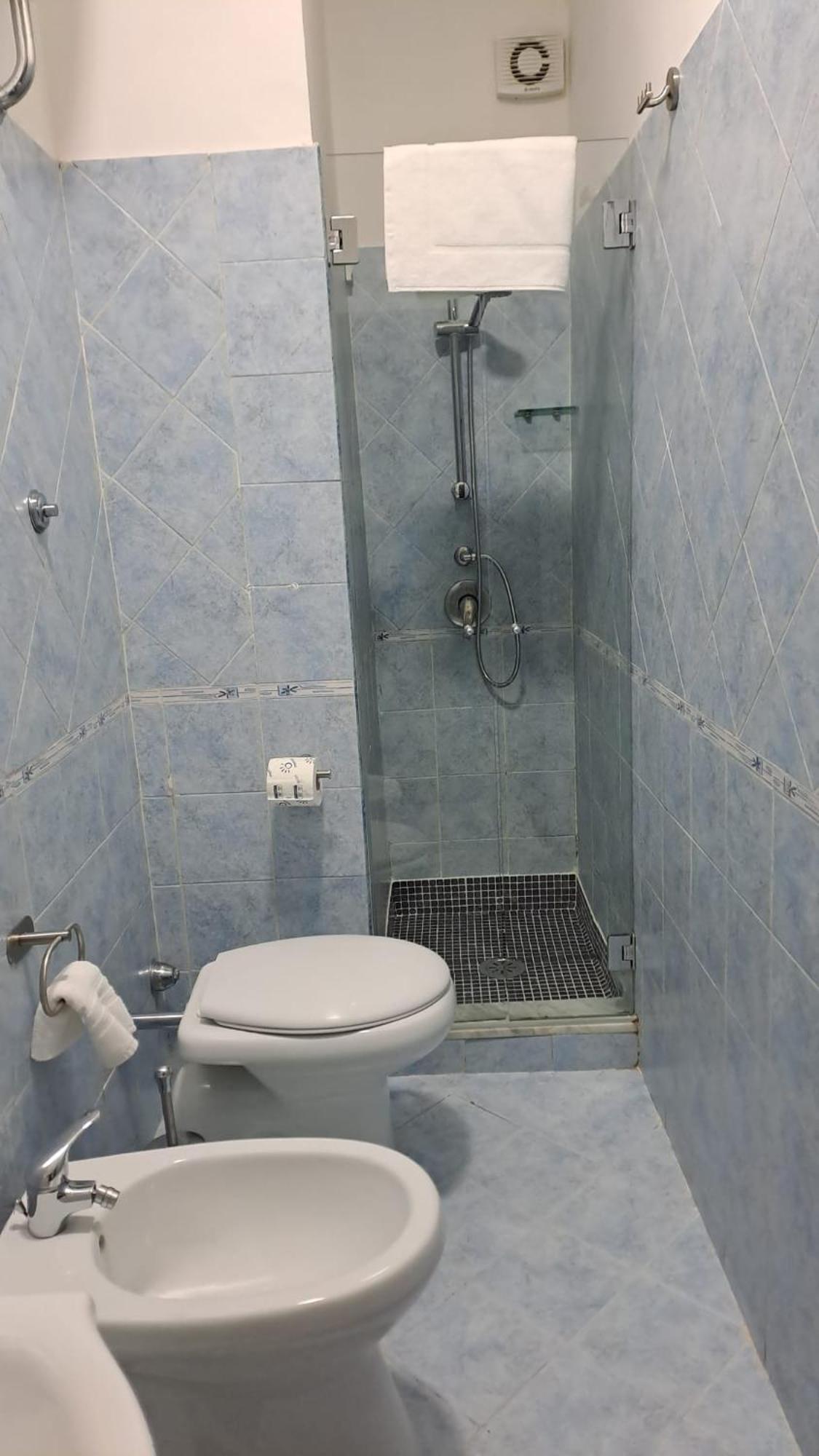 Royal Poerio Hotel Nápoly Kültér fotó