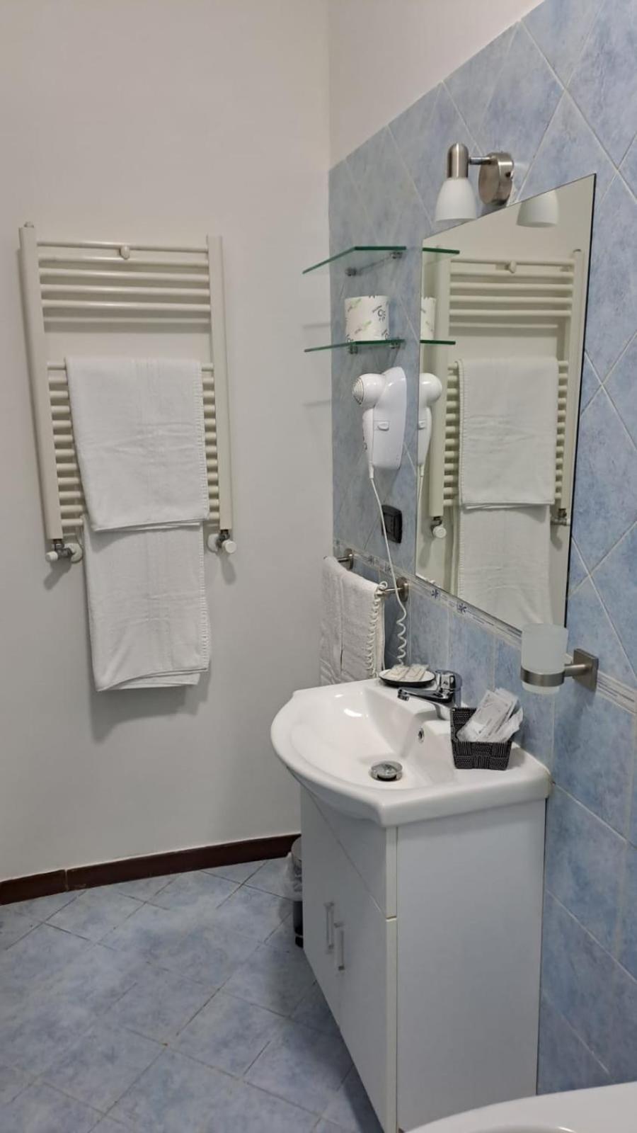 Royal Poerio Hotel Nápoly Kültér fotó